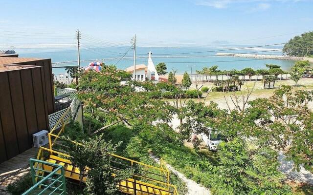 Saryangdo Island Dandihae Pension