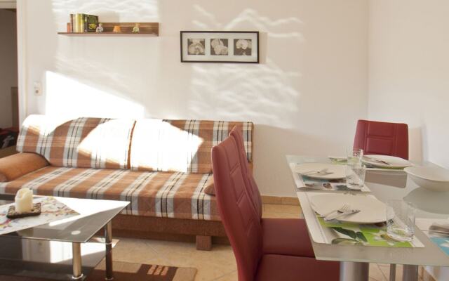 Quaint Apartment with Garden in Rerik