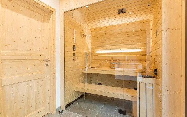 Penthouse Near Kreischberg Ski Lift