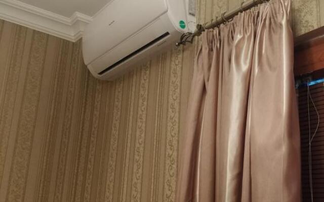 Apartment Sayat-Nova 18