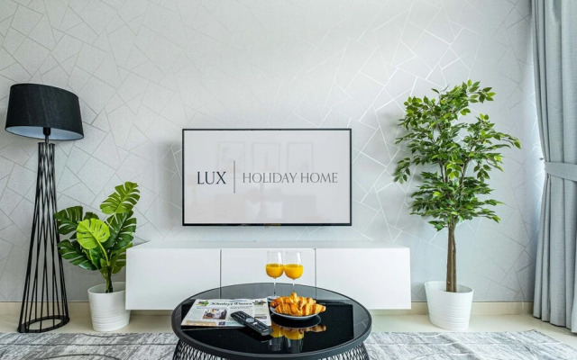 LUX Holiday Home - Azure Residence 2