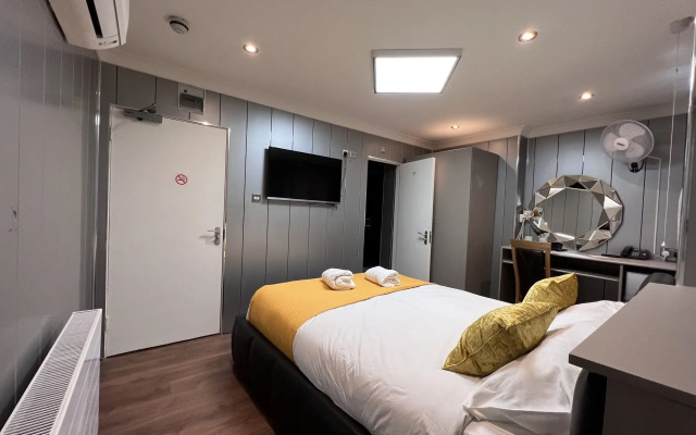 The Commongate Hotel