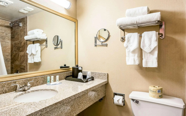 Quality Inn & Suites
