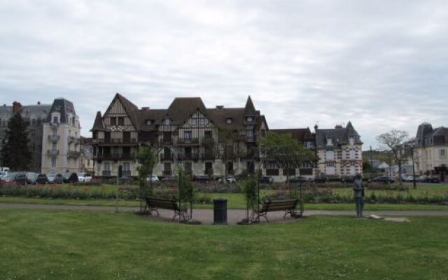 Les Hameaux du Port 36842