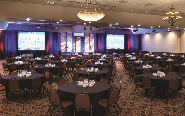 Bismarck Hotel and Conference Center