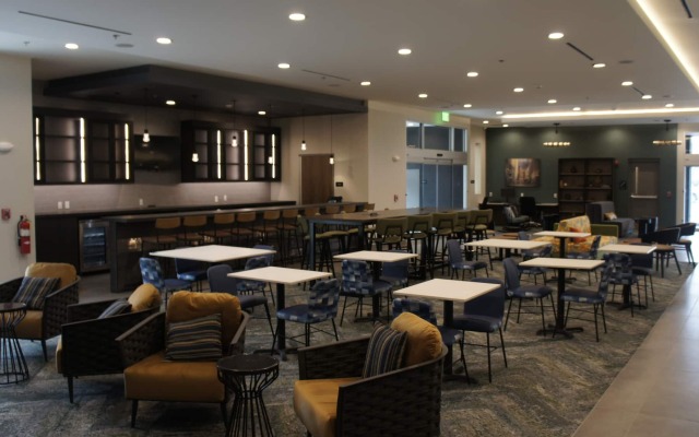 La Quinta Inn & Suites by Wyndham Chattanooga Downtown/South