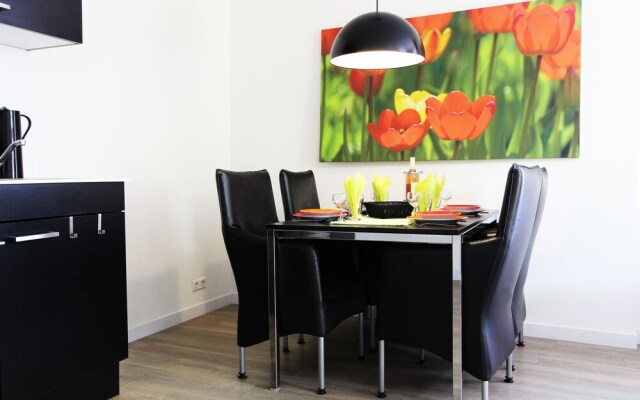 Stunning 2-bed Apartment in Egmond aan Zee Mantelm