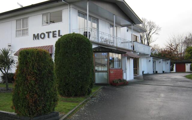 Adelphi Motel