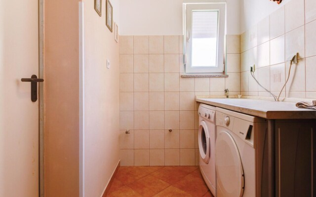 Nice Home in Skatari With Wifi and 3 Bedrooms