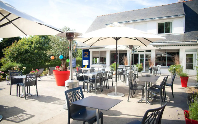 Hôtel Restaurant Logis Côté Lac