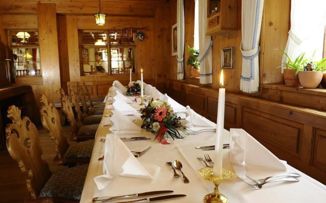 Hotel-Gasthof Adler