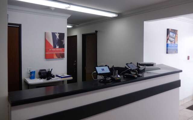 Motel 6 McGraw, NY - Cortland