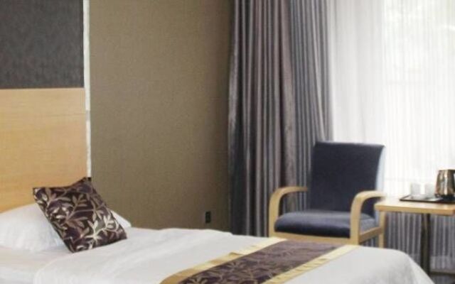 Xinyi Hotel