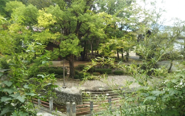 Yuya-Takanoyu Bekkan