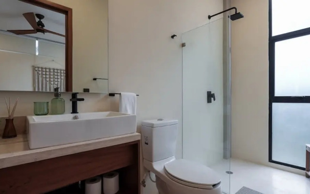 Luxury Penthouse w Private Pool Stunning Views