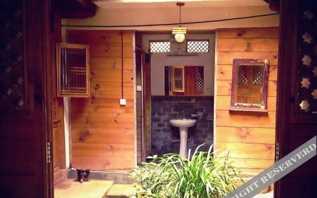 Shaxi Cultural Centre and Guesthouse