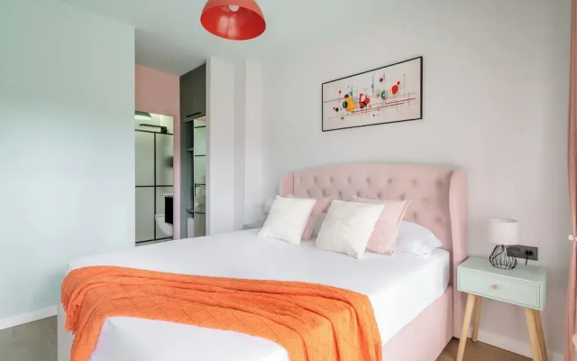 Charm Beach Retreat