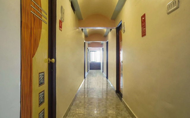 OYO 12501 Hotel Krishna Palace