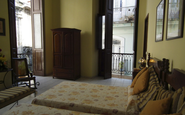 Del Tejadillo Boutique
