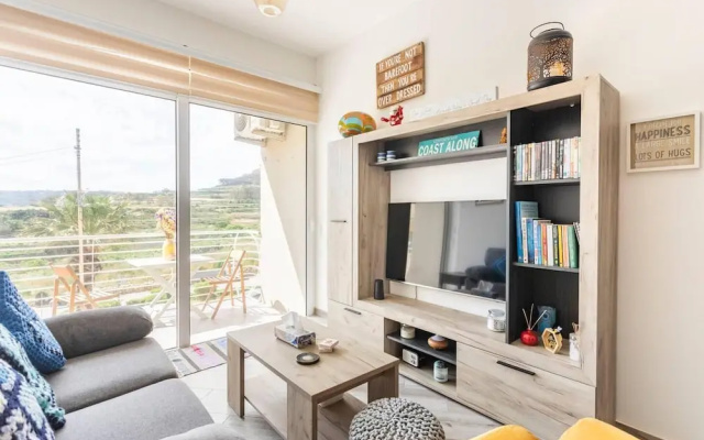 Gozo Escape, 2-bed Apartment in Marsalforn