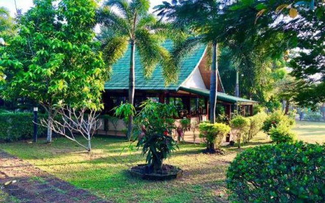Chalong Oasis Resort & Spa