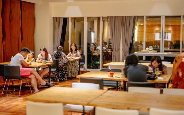 Bay Forest Boutique Hotel