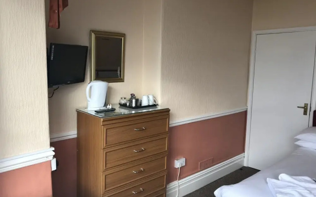 The Arbour Hotel