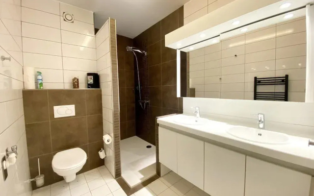 Seaside Serenity Apartment