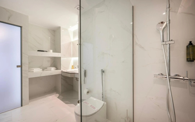 Athina Palace Resort & Spa