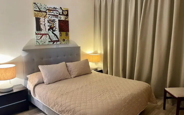 Perfect Getaway for 2 With Shared Pool