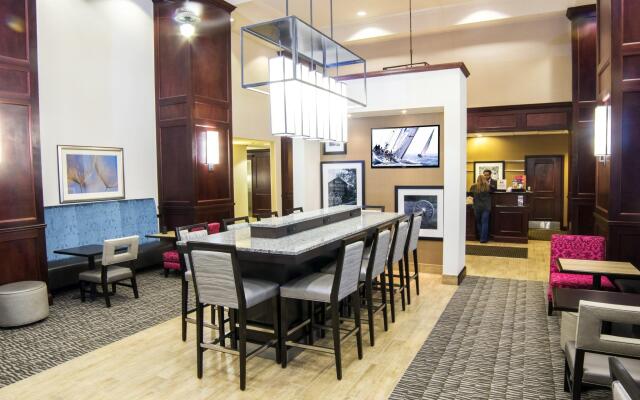 Hampton Inn & Suites Jackson