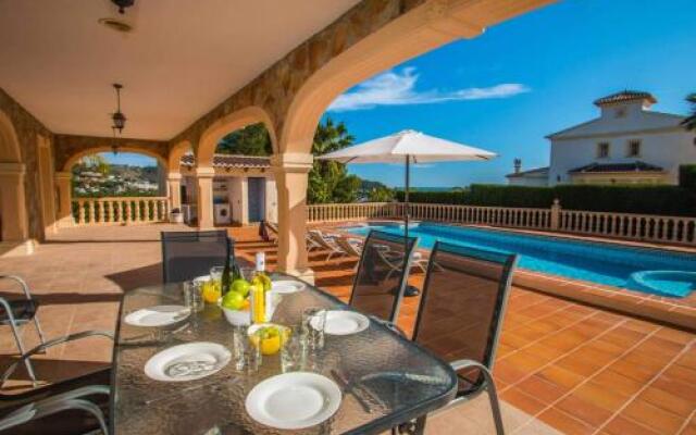 Villa Noa - Plusholidays