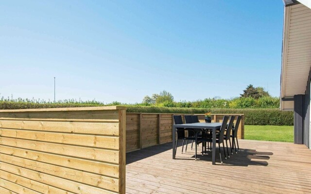 6 Person Holiday Home in Juelsminde