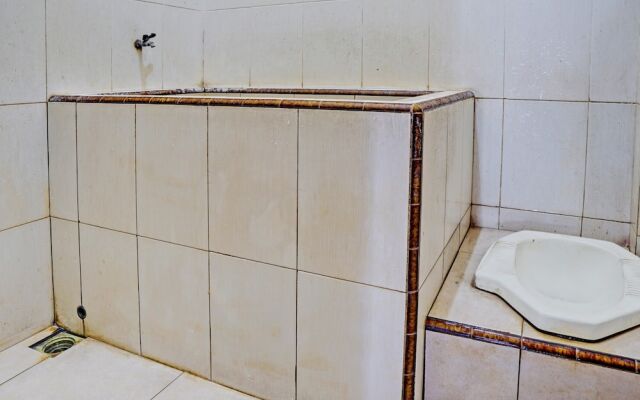 OYO 93107 Homestay H Syarif Syariah – Bandar Gresik