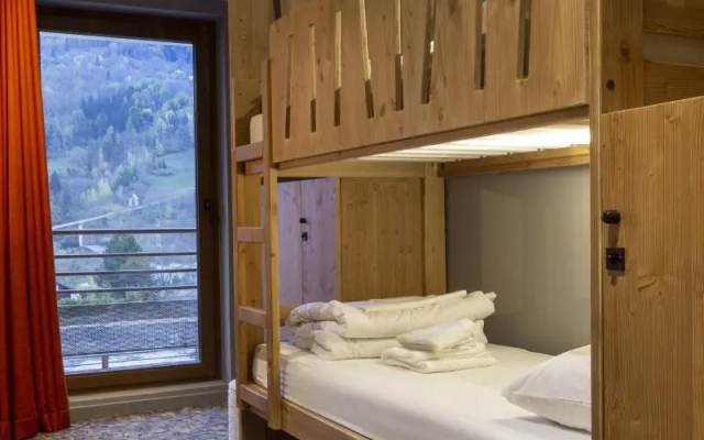 Hotel Base Camp Lodge - Bourg Saint Maurice