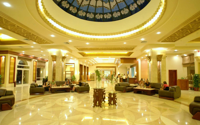Rehana Royal Beach Resort - Aquapark & Spa