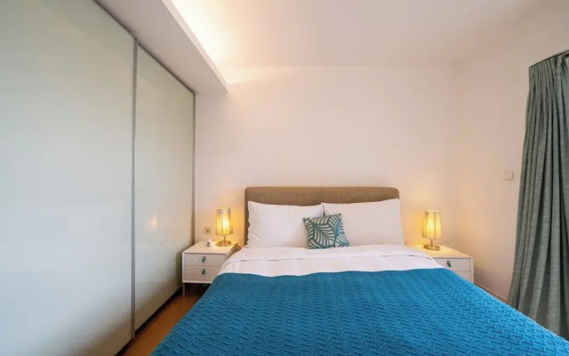 Tyms Elegant 3BR 2BA Apt Near Malls