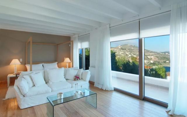 Seaview Peninsula Villa