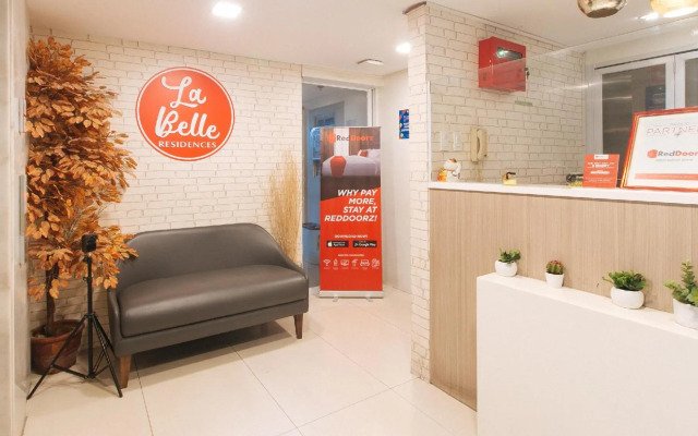 RedDoorz Plus @ La Belle Residences Makati City