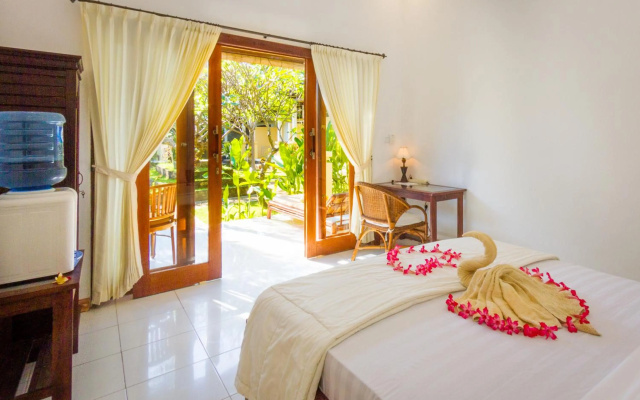 Amed Oasis – Guest Rooms – Purwakerti