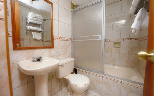 Hotel Natura Inn