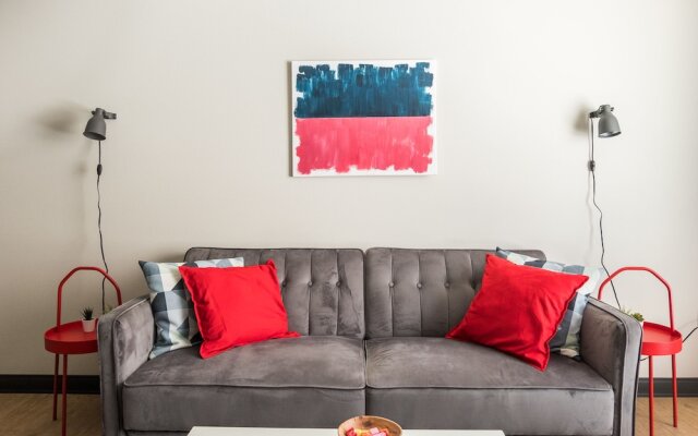 1 BR Downtown Loft Near Fiserv Forum by Frontdesk