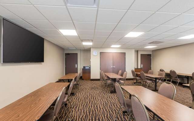 Sleep Inn & Suites West Des Moines near Jordan Creek