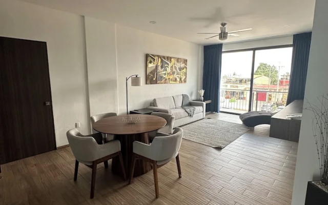 Luxor & Condo Ojos Españoles