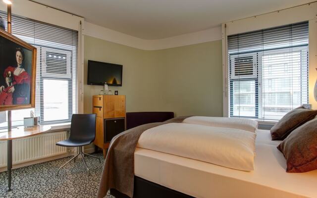 Отель Premier Inn Koeln City Centre