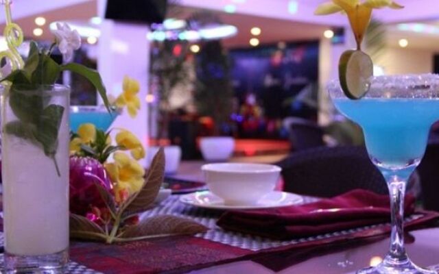 Yolanda Hotel 宝华精品酒店(金边)