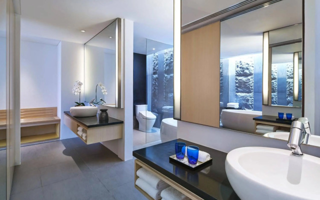Singapore Marriott Tang Plaza Hotel