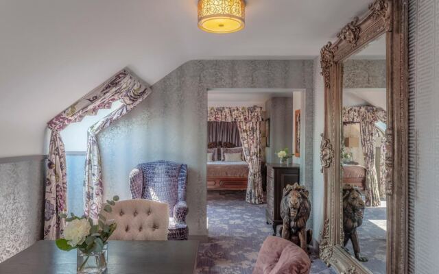 Clontarf Castle Hotel