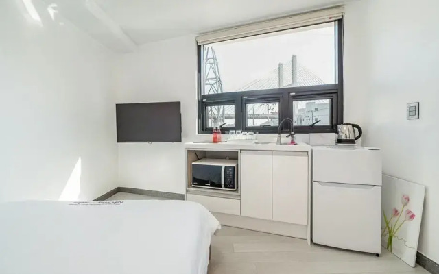 Yeosu Nangmanstay Pension