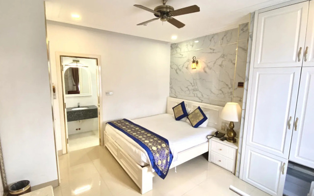 Tulip Hotel 3
